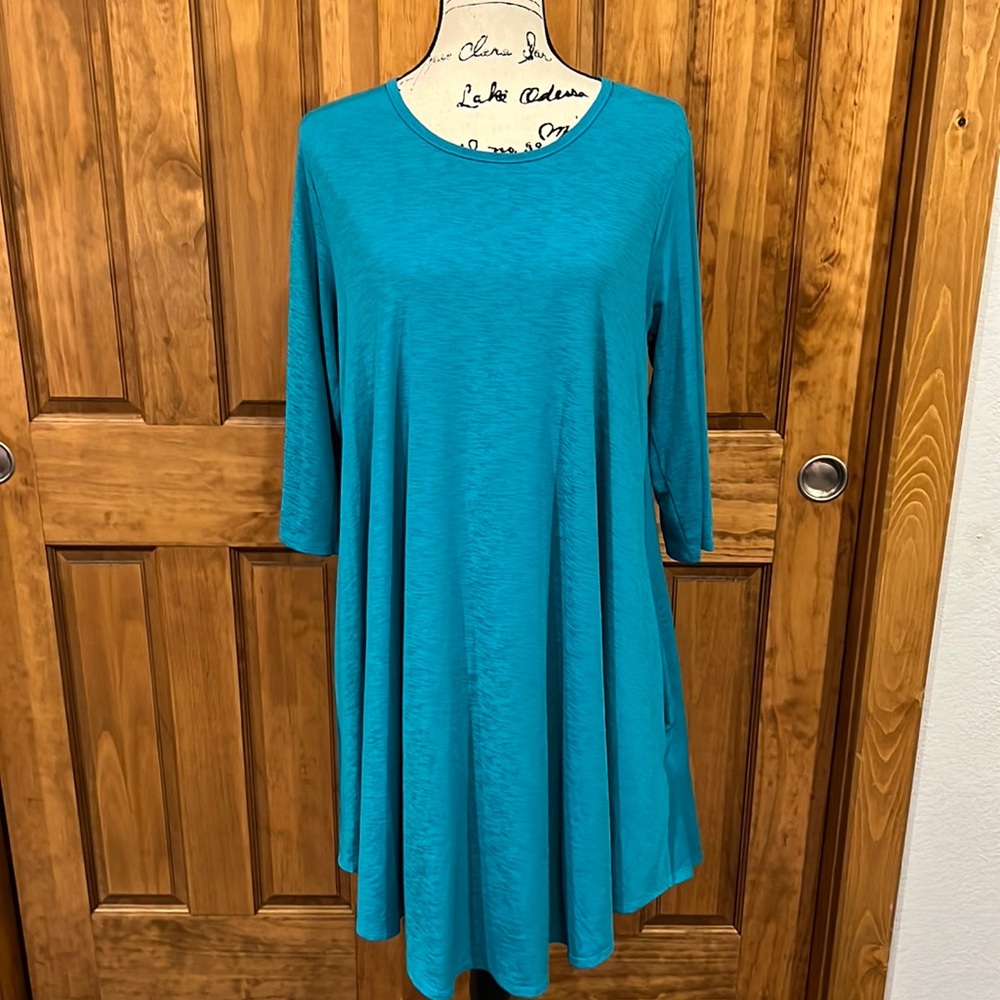 L&B 3/4 sleeve turquoise flutter dress w/side pockets